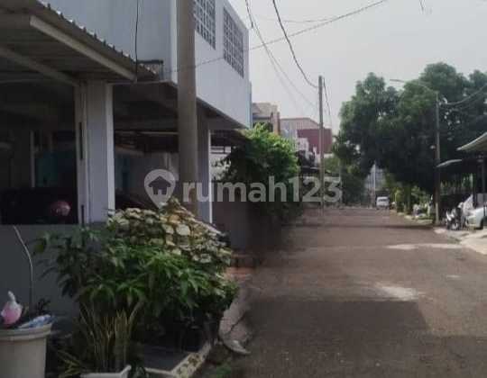 Ready to Live In and Flood-Free House in Puri Beta 2 Near Busway 2