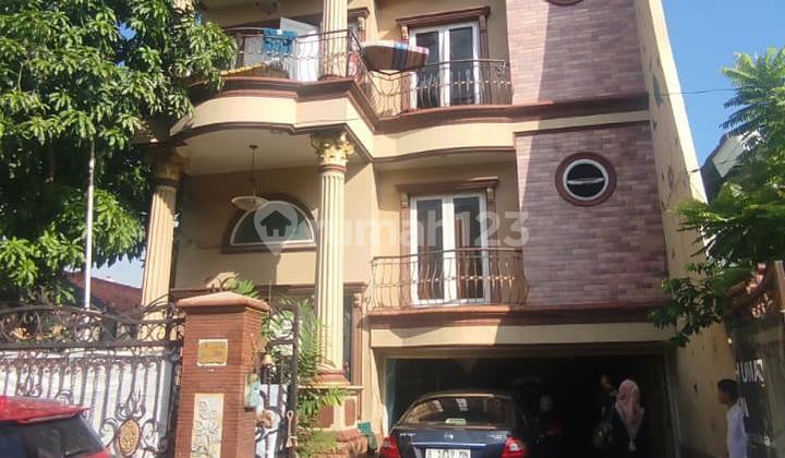 Rumah Modern Semi 3 Lantai Dikomplek Barata Karang Tengah Tngerng Rumah Modern Semi 3 Lantai Dikomplek Barata Karang Tengah Tngerng