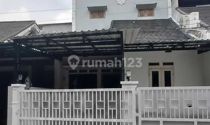 Rumah 2 Lantai di Villa Rizki Islami Mall Sumarecon Serpong