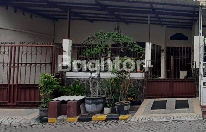 Rumah 2 Lantai Jl Sutorejo Selatan Siap Huni 1