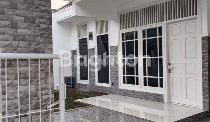 Rumah Mewah 2 Lantai Siap Huni Baru Renovasi 2