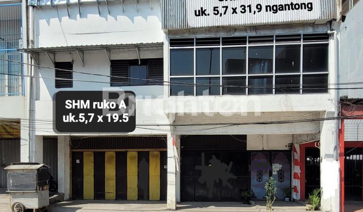 Dijual 2 1/2 Ruko Harga Murah Nol Jalan Raya Kapasan Daerah Komersil