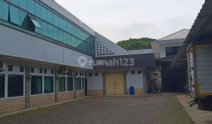 JUAL RUGI GEDUNG PERKANTORAN DI CIATEUL  1