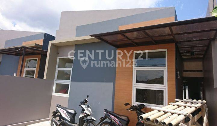 Dijual Rumah Dengan 3 Kamar Tidur Di Cisaranten Kulon  1