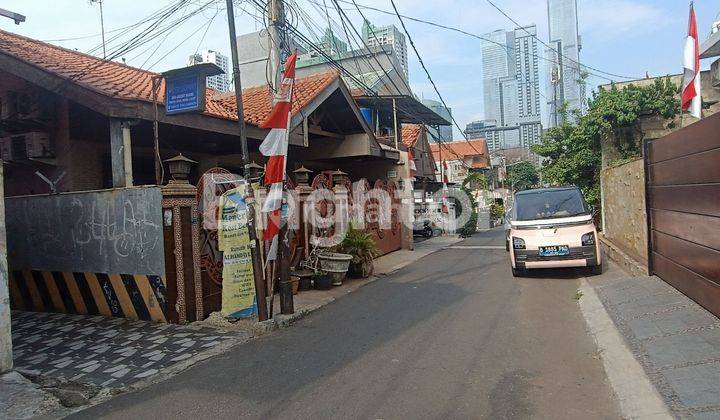 Rumah Strategis Dekat Hotel Shangrila Tanah Abang 2