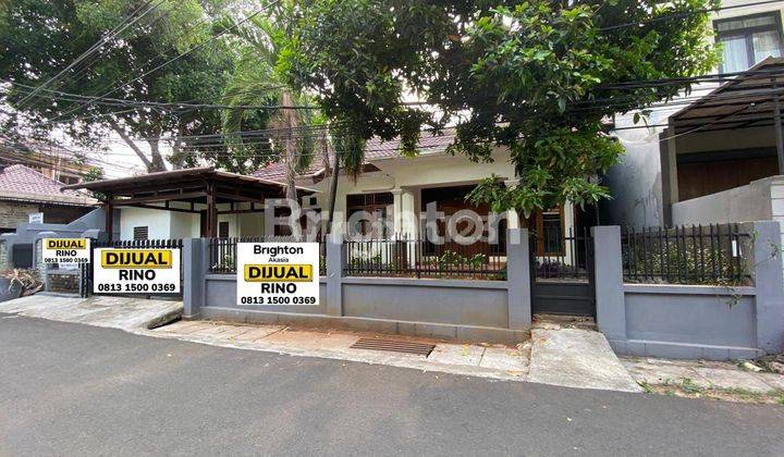 Rumah Strategis Hook Tepi Jalan Kemanggisan Ilir 1