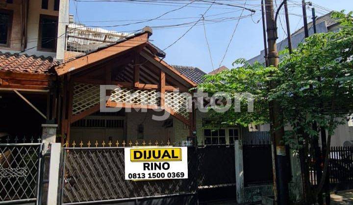 Jual Cepat ,harga Nego! Rumah Dalam Komplek View Taman Dekat Kampung Main Cipulir, Lingkungan Nyaman! 1