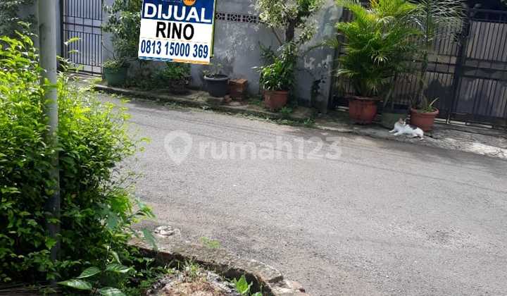 Lokasi Emas! Harga Masih Nego! Rumah Hitung Tanah Jalan Anggrek Garuda View Taman Kemanggisan Jakarta Barat