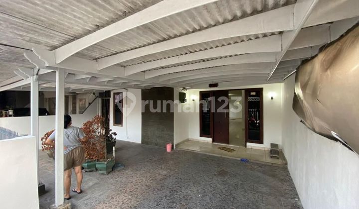 Lokasi Emas! Harga Masih bisa Nego! Rumah Siap Huni Strategis Harga Nego Komplek Taman Alfa Indah Joglo Jakarta Barat 2