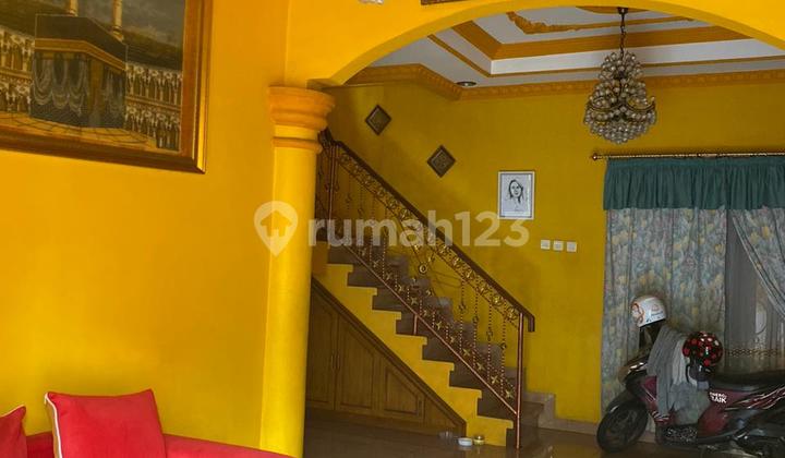 Lokasi Emas! Harga Masih bisa Nego! Rumah 2 Lantai Siap Huni Lebar 8 Meter Strategis Lokasi Dekat Rs Sari Asih Ciledug Tangerang 2