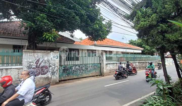 Lebar 38 Meter! Rumah Hook Area Binus - Potensi Kost Premium Kemanggisan Jakarta Barat 2