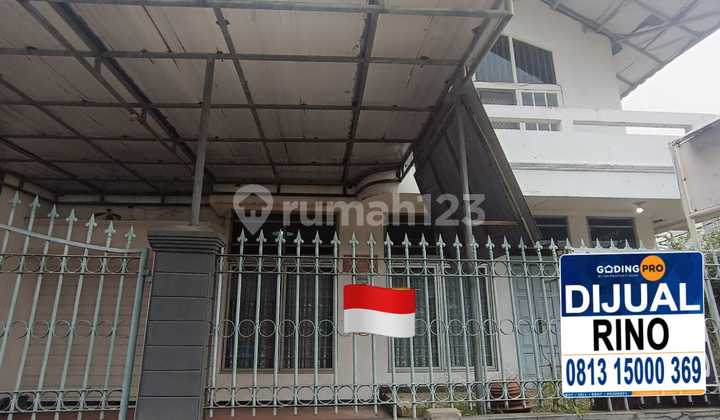 Lokasi Emas! Harga Masih bisa Nego! Rumah Hitung Tanah Tepi Jalan Tanjung Duren Timur Jakarta Barat Lokasi Emas! Harga Masih bisa Nego! Rumah Hitung Tanah Tepi Jalan Tanjung Duren Timur Jakarta Barat