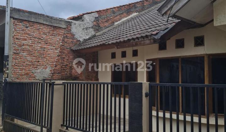 Lokasi Emas! Harga Masih bisa Nego! Rumah 1 Lantai Butuh Renov Lebar 10 Meter Row 1 Mobil Strategis 100 Meter ke Jalan Utama Samu Kunciran Indah Tangerang Kota Banten 2