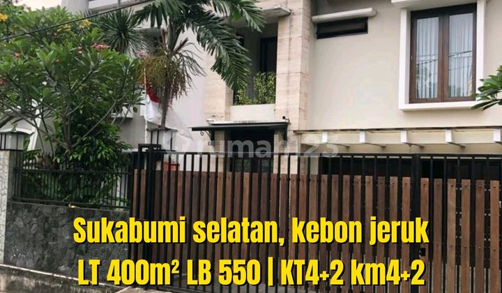 Jarang Ada! Rumah Strategis & Siap Huni - Lingkungan Nyaman, Row Jalan Lebar - Harga Terbaik! Dekat Gor Kppd Kebayoran Lama Jakarta