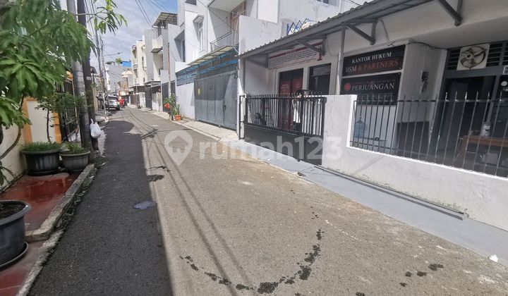 Lokasi Emas! Harga Masih Nego! Rumah 2 Lt Hitung Tanah Mandala Tomang Jakarta Barat 2