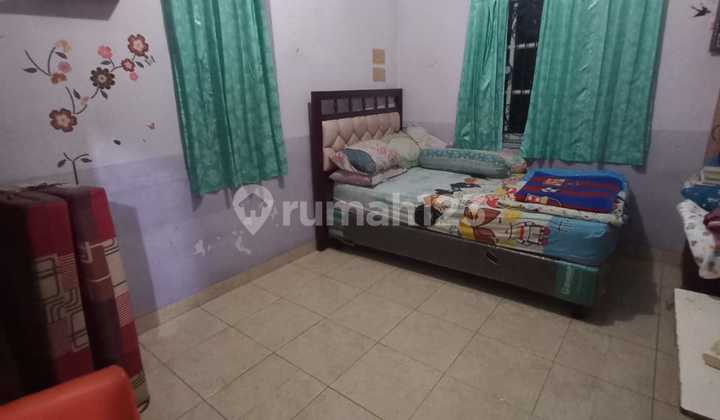 Rumah 2 Lantai Luas Tanah 800M² + Pekarangan Luas - Cocok Klinik, Kos, atau Home Industry! Dekat Akses ke Bandara & Tol Jakarta Barat 2