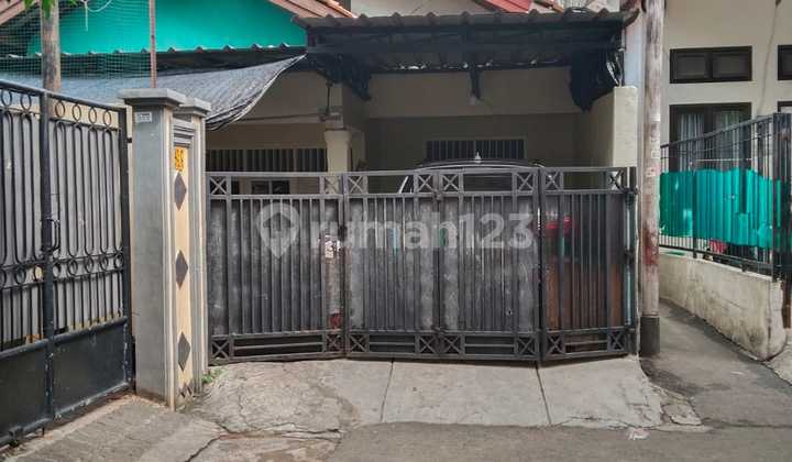 Lokasi Emas! Harga Masih Nego! Rumah Plus Kontrakan Hitung Tanah Lebar 10 Meter Haji Aselih Srengseng Jakarta Barat