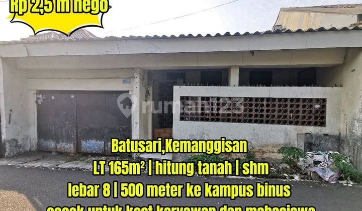 Land Measuring House on Flamboyan Road, Batusari, West Jakarta