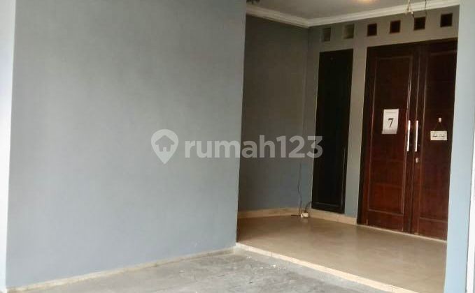 Super Langka! Rumah 148M² Row 2 Mobil - Bebas Banjir & Dekat Tol Joglo 2