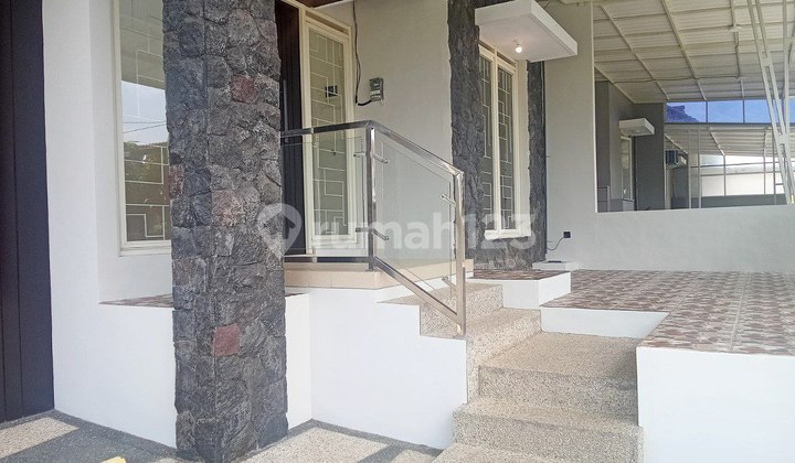For Rent, Ready-to-Live House in Austinville, Malang For Rent, Ready-to-Live House in Austinville, Malang