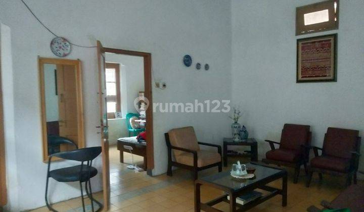 RUMAH DIJUAL DI MALANG DI TENGAH KOTA BANGUNAN KLASIK 2