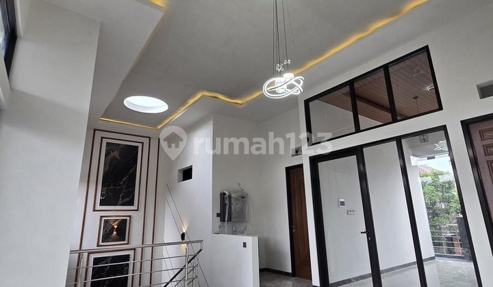 FOR SALE NEW HOUSE IN ARAYA GOLF MALANG READY TO OCCUPY. 2