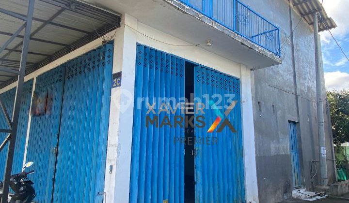 For rent: shop house in Karanglo near Singosari Malang Toll Gate, corner lot position. For rent: shop house in Karanglo near Singosari Malang Toll Gate, corner lot position.