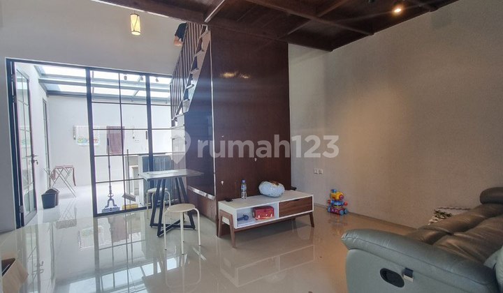 Dijual Rumah Cantik Terawat Dan Siap Huni Di Citraland, Tidar  2