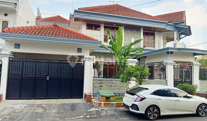 FOR SALE: Well-maintained boarding house, semi-furnished and still active, in the Candi Blimbing area, Malang. 1