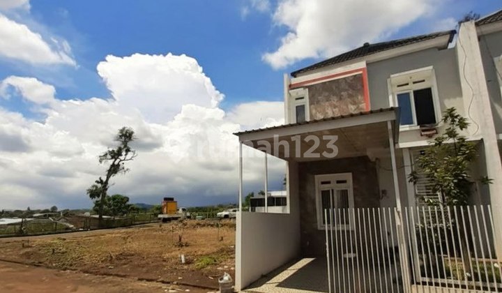 Dijual Rumah di Joyo Agung Lowokwaru Malang  2