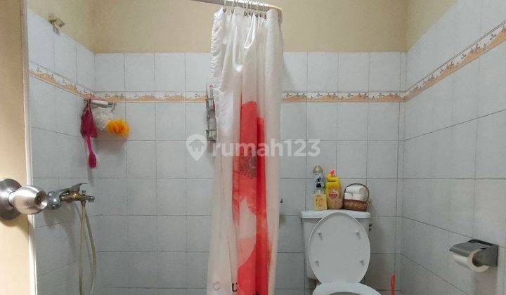 Dijual Rumah Terawat Tengah Kota Malang Area Komersial di Klojen Malang.   2