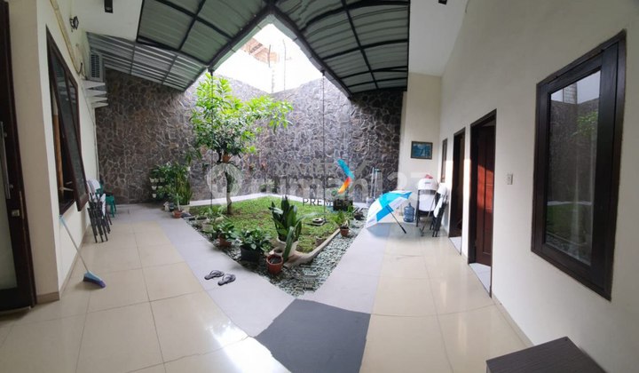 For Sale Ready-to-Live House in Araya Depan, Malang 2