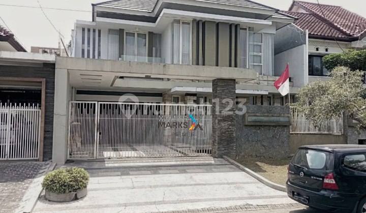 Dijual Rumah di Boulevar Araya Malang 