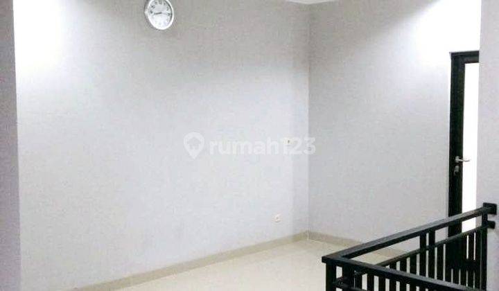 Rumah Bagus 2 Lantai dlm Komplek di Mampang, Pancoran Mas, Depok 2