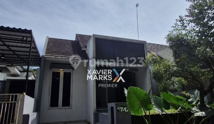 Ready-to-Occupy Minimalist House in Riverside, Blimbing Malang