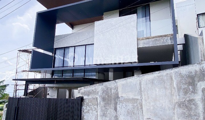 Villa Baru Gress Full Furnished di Oro-Oro Ombo, Batu