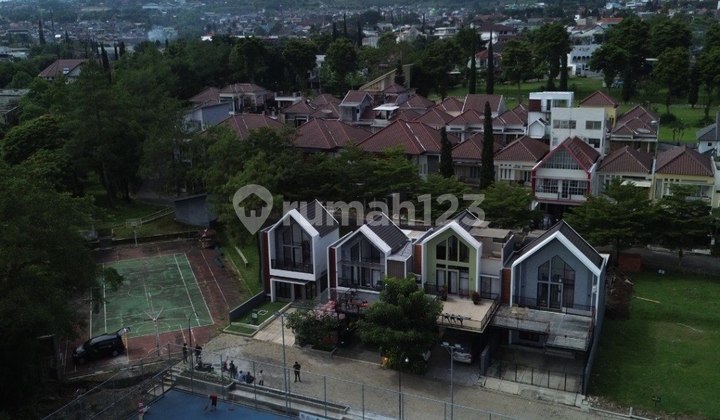 Modern Minimalist 2-Storey House in Batu City, Malang 2