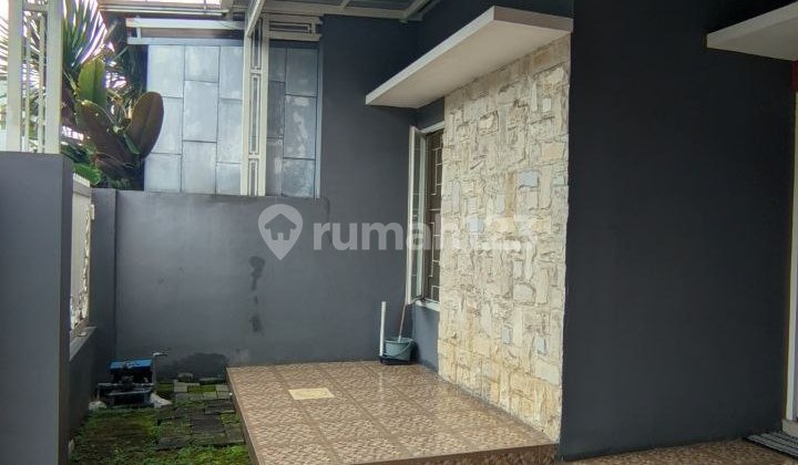 Minimalist 1-Story House Near Pakis Toll Exit, Malang