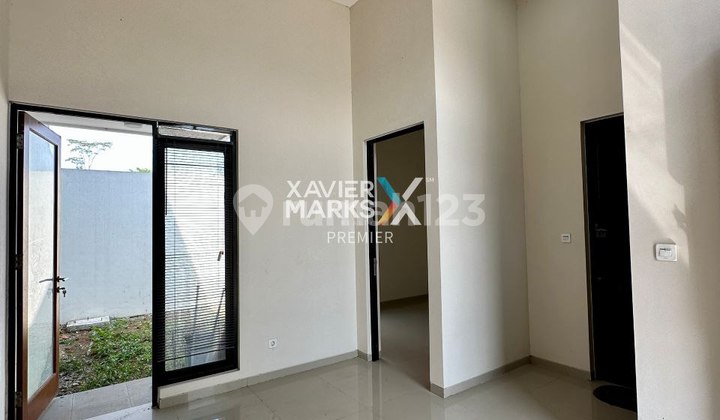 Rumah Minimalis Modern Baru Selangkah Exit Tol Malang di Riverfront, Malang 2
