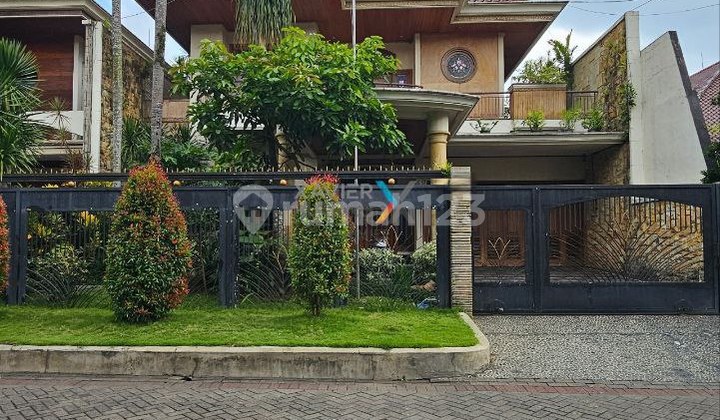 Rumah Premium di Kompleks Elit Pahlawan Trip, Kota Malang
