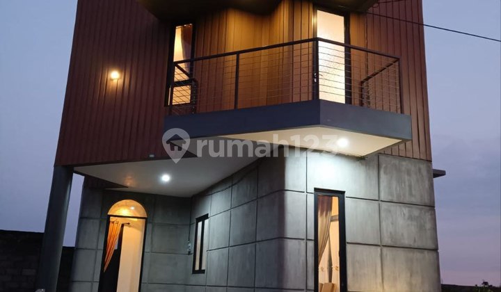 Rumah Villa Full Furnished Siap Huni di Junrejo, Kota Batu
