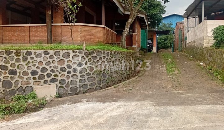 FOR SALE HOUSE AND LAND IN TIRTOMARTO SINGOSARI, SUITABLE FOR FACTORY AND WAREHOUSE