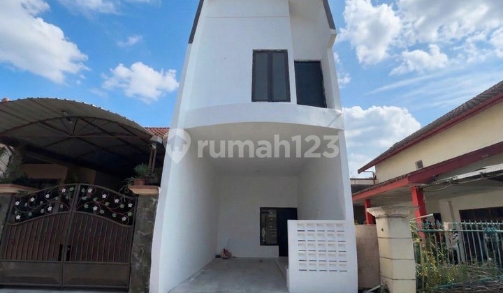 Rumah Baru Modern Minimalis di Jalan Bunga-Bunga Lowokwaru Malang
