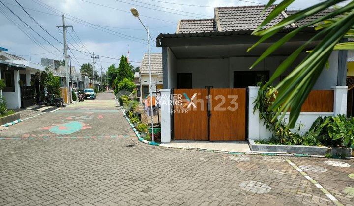 RUMAH MINIMALIS 1 LANTAI MURAH MERIAH POSISI HOOK DI DAERAH PAKIS, MALANG RUMAH MINIMALIS 1 LANTAI MURAH MERIAH POSISI HOOK DI DAERAH PAKIS, MALANG