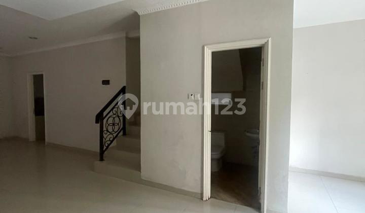 Good House with SHM 2.5 Floors In Demansion Alam Sutera (REI) 2
