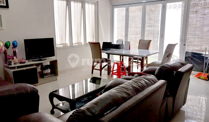 Beautiful, Green, Corner House, In Oleaster Gading Serpong (yoy) 2