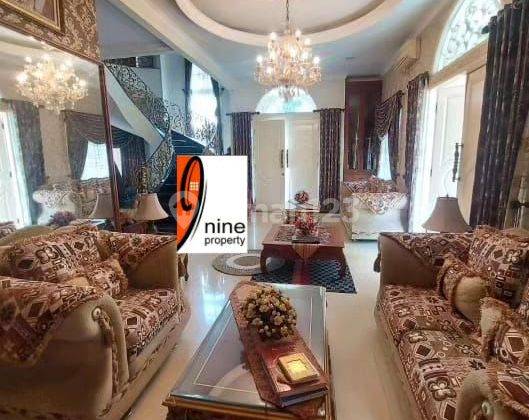 Rumah Semi Furnished Mewah Siap Huni Lokasi Strategis 1