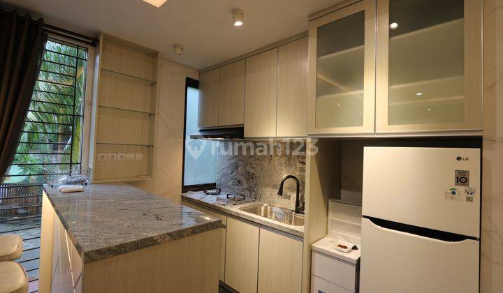 RUMAH COZY & FULL FURNISHED, LINGKUNGAN NYAMAN, SIAP HUNI DI KEMANG JAKARTA SELATAN  2