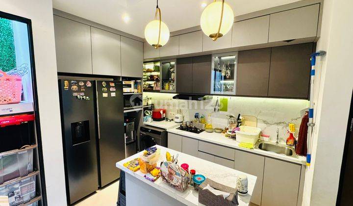 RUMAH MODERN MINIMALIS FULLY FURNISHED 2 LANTAI SIAP HUNI BSD 1