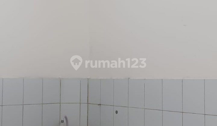 Sewa Cepat Rumah Siap Huni ,Letak Strategis Dan Bebas Banjir Di Metland Menteng